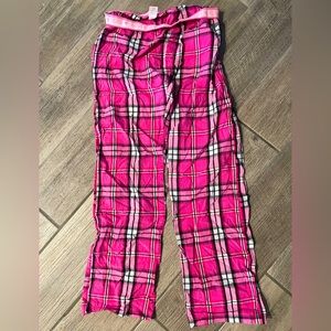 Victoria’s Secret Pink Plaid Pajama Bottoms Medium
